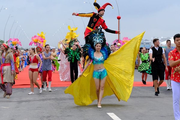 Quảng Ninh:​​​​​​​ Chương trình nghệ thuật Carnaval Hạ Long 2019 - Anh 5