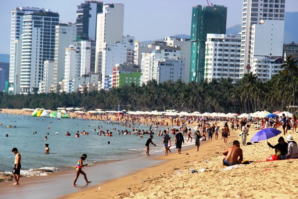 Festival biển Nha Trang: Nói không với “chặt chém” du khách - Anh 1