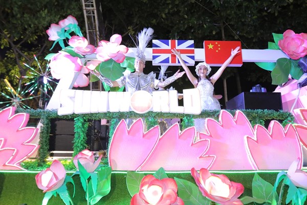 Carnival đường phố DIFF 2019 tiếp tục khuấy động không gian phố đêm Đà Nẵng - Anh 6