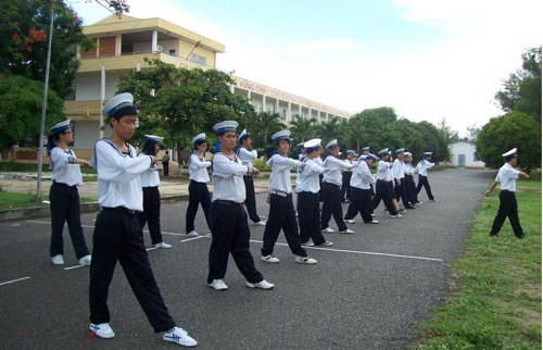 Hãy đặt tay lên tim mình và lắng nghe... - Anh 3