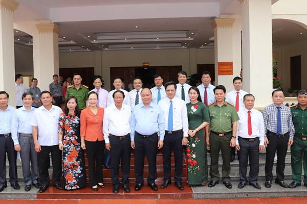 Thủ tướng Nguyễn Xuân Phúc tiếp xúc cử tri huyện An Dương - Anh 4