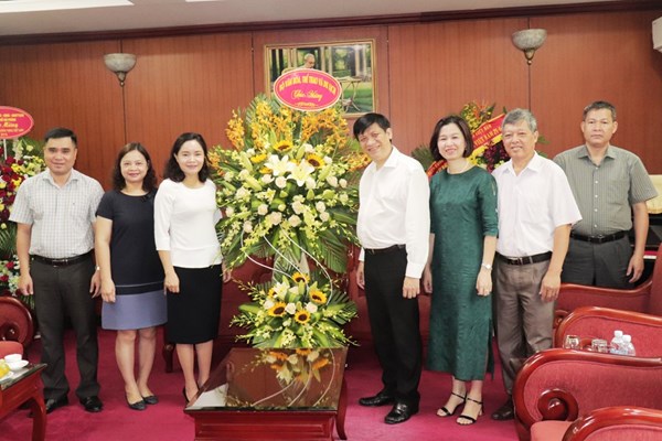 Thứ trưởng Trịnh Thị Thủy chúc mừng Ban Tuyên giáo Trung ương - Anh 2