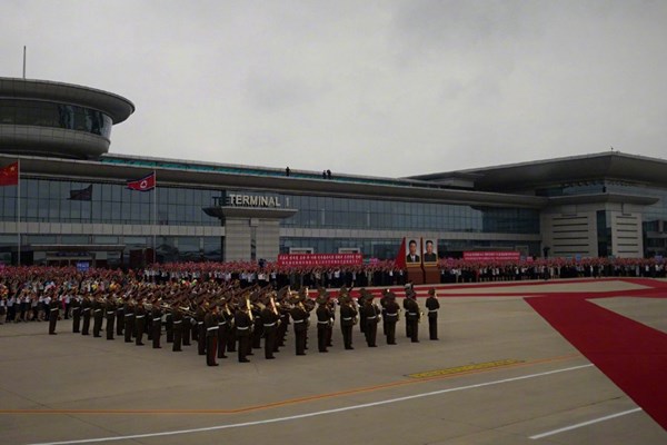 Tổng Bí thư, Chủ tịch Trung Quốc thăm chính thức Triều Tiên - Anh 1