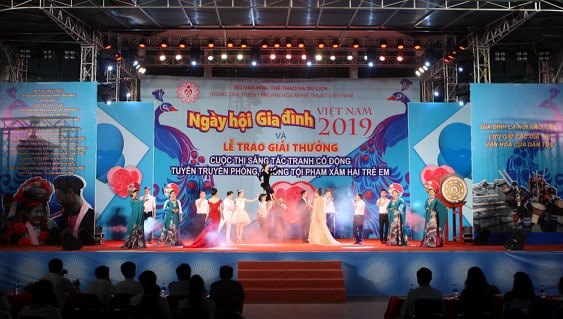 Ngày hội Gia đình Việt Nam 2019: Tôn vinh giá trị truyền thống trong gia đình Việt - Anh 3