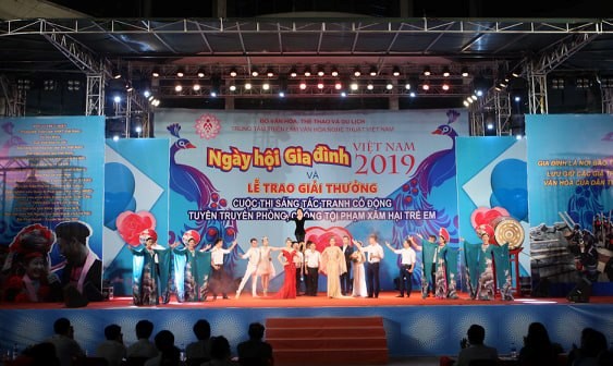 Ngày hội Gia đình Việt Nam 2019: Tôn vinh giá trị truyền thống trong gia đình Việt - Anh 5