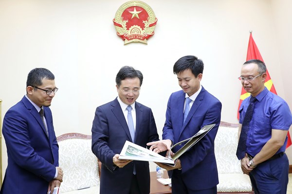 Tăng cường hợp tác du lịch Việt Nam - Trung Quốc - Anh 3