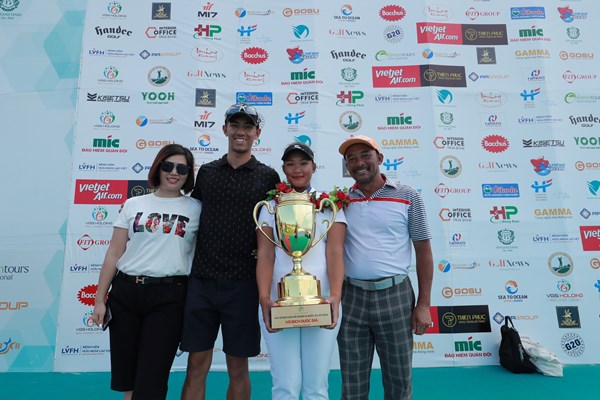 Nguyễn Thảo My lần thứ 3 giành chức vô địch Giải golf nữ quốc gia - Anh 2