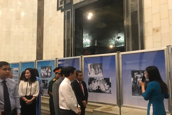 Bảo tàng Hồ Chí Minh triển lãm gần 100 hình ảnh, tài liệu về Chủ tịch XuPhaNuVông - Anh 5