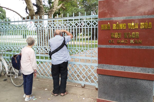 Nhà rông Kon Klor ở Kon Tum “cấm cửa” với du khách - Anh 1