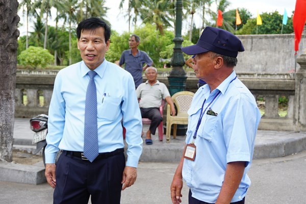 Bộ trưởng Nguyễn Ngọc Thiện dâng hương tri ân các anh hùng liệt sĩ tại Quảng Bình, Quảng Trị và Thừa Thiên Huế - Anh 17