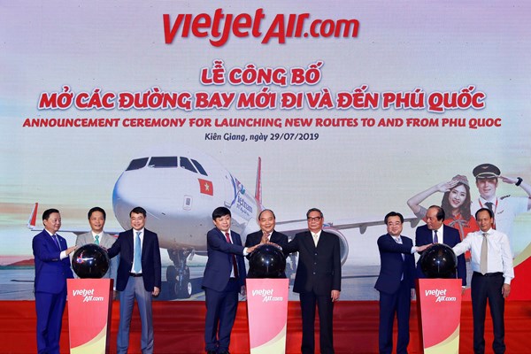 Góp phần kêu gọi đầu tư vào Kiên Giang, Vietjet công bố kế hoạch khai thác loạt đường bay mới tới Phú Quốc - Anh 1