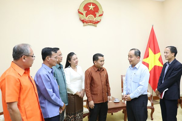 Tăng cường hợp tác, hữu nghị giữa Bộ VHTTDL Việt Nam - Bộ Thông tin, Văn hoá và Du lịch Lào - Anh 2