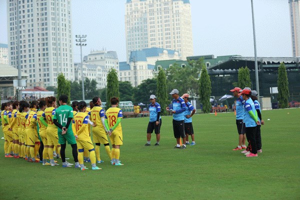 Đội tuyển bóng đá nữ VN dự Giải vô địch Đông Nam Á - Anh 2