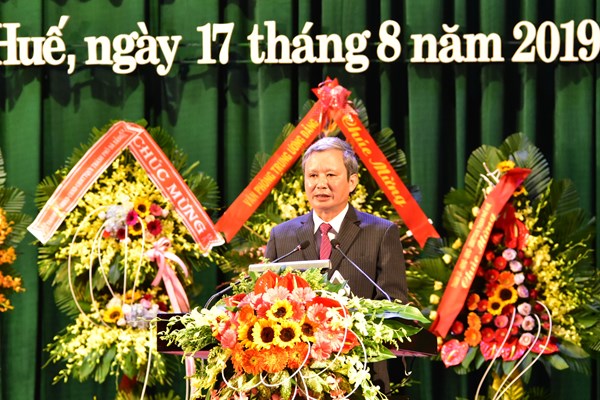 Thừa Thiên Huế đón nhận Huân chương Độc lập hạng Nhất vào kỷ niệm 30 năm tái lập tỉnh - Anh 3