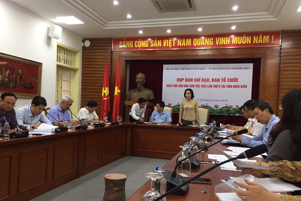 5 tỉnh tham dự Ngày hội văn hóa dân tộc Thái lần thứ II - Anh 2