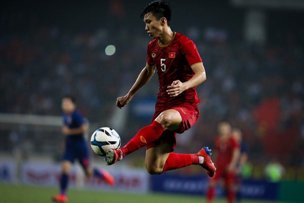 Đoàn Văn Hậu trở thành cầu thủ đầu tiên của Việt Nam sang Hà Lan thi đấu - Anh 1