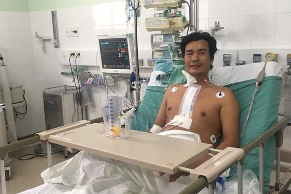 Bệnh nhân ung thư gan được cứu sống nhờ ghép gan xuyên Việt - Anh 3
