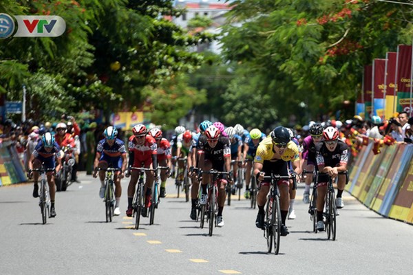 Loic Desriac giành áo vàng chung cuộc giải xe đạp VTV cúp Tôn Hoa Sen - Anh 2