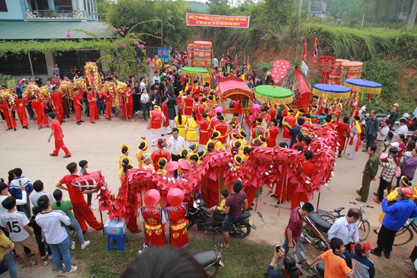 Lễ hội truyền thống Đền Công đồng Bắc Lệ: Tôn vinh tín ngưỡng thờ Mẫu của người Việt - Anh 4