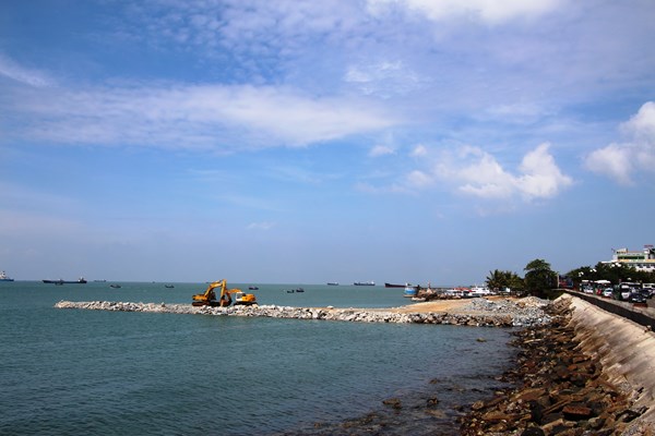 Dự án xây dựng Thủy Cung Hòn Ngưu ở bãi trước Vũng Tàu: Sẽ “phá nát” cảnh quan thiên nhiên và di tích - Anh 2