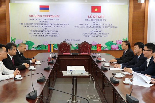 Ký kết thỏa thuận hợp tác trong lĩnh vực du lịch giữa Việt Nam - Armenia - Anh 1