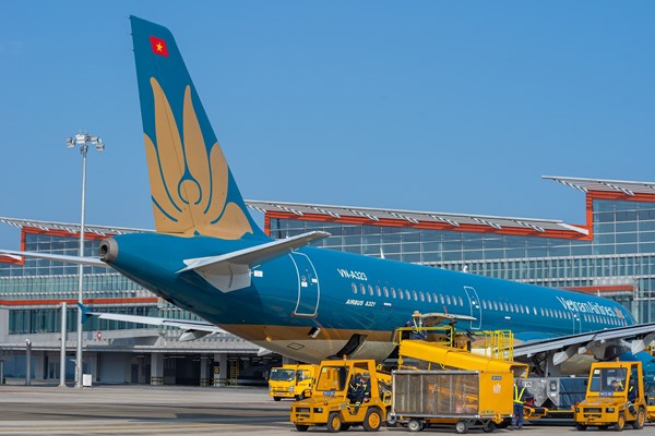Mở bán vé máy bay chặng Vân Đồn – Đà Nẵng từ 25.10 - Anh 2
