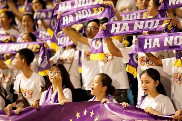 Lên ngôi vô địch V.League, CLB Hà Nội lập hàng loạt kỷ lục - Anh 1