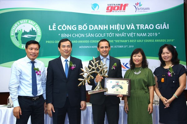 Laguna Lăng Cô nhận giải thưởng “Sân golf tốt nhất Việt Nam năm 2019” - Anh 1