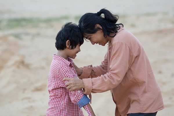 “Hạnh phúc của mẹ” mở màn Tuần phim chào mừng Liên hoan phim Việt Nam XXI - Anh 2