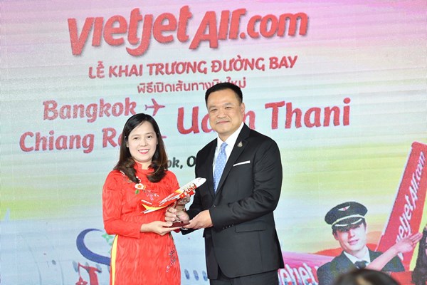 Vietjet khai trương 2 đường bay mới trong khuôn khổ Hội nghị cấp cao ASEAN - Anh 5