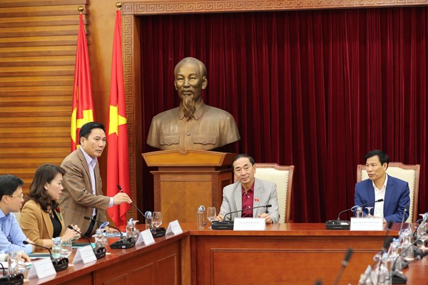 Bộ trưởng Nguyễn Ngọc Thiện: Tạo sức bứt phá trên quê hương cách mạng - Anh 2