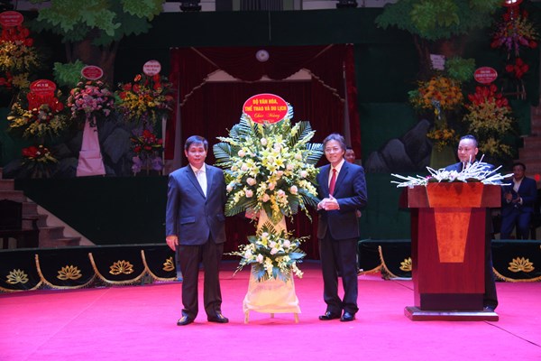 Trường Trung cấp nghệ thuật Xiếc và Tạp kỹ  Việt Nam kỷ niệm Ngày Nhà giáo Việt Nam - Anh 1