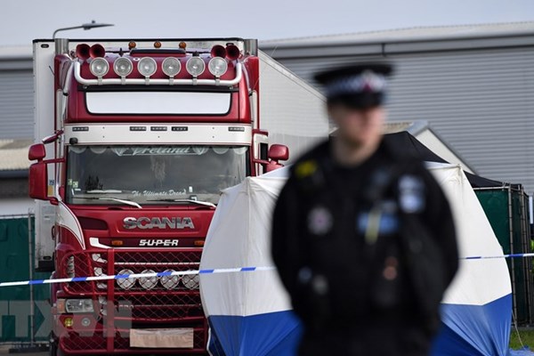 Cảnh sát Anh bắt thêm 1 đối tượng liên quan vụ 39 thi thể trong xe tải - Anh 1