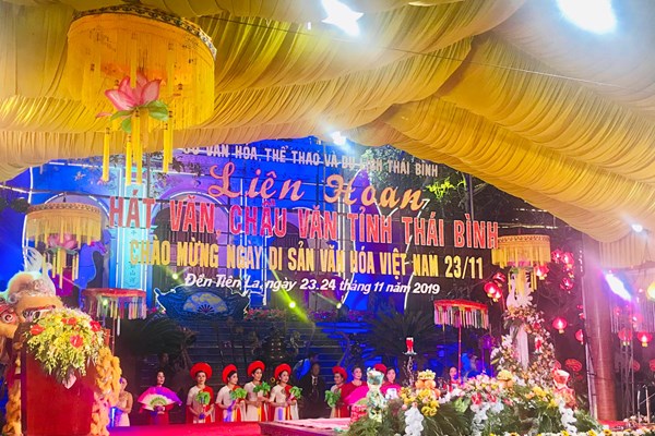Liên hoan hát văn, chầu văn chào mừng Ngày Di sản Văn hóa Việt Nam - Anh 1