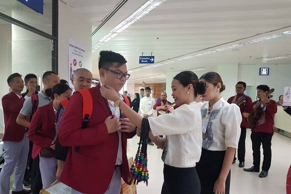 Tránh siêu bão Kammuri, Thể thao Việt Nam thay đổi lịch trình bay - Anh 1