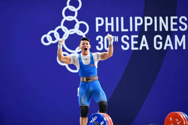 Thạch Kim Tuấn không thể vượt qua nhà vô địch Asian Games Eko Yuli Irawan - Anh 1