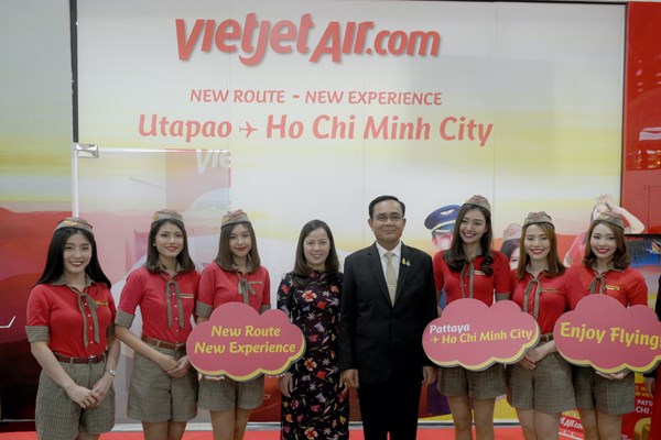 Thủ tướng Thái Lan chúc mừng Vietjet tại lễ ra mắt đường bay Tp.HCM – Pattaya - Anh 2