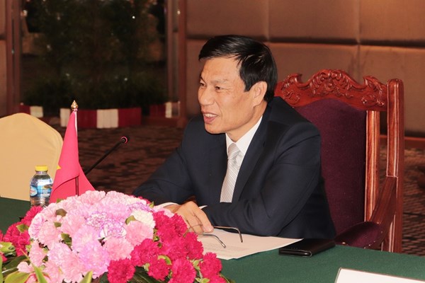 Bộ trưởng Nguyễn Ngọc Thiện hội đàm với Bộ trưởng Bộ Thông tin, Văn hóa và Du lịch Lào - Anh 2