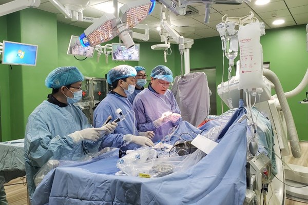 Bệnh viện tim mạch Đà Nẵng đưa vào hoạt động phòng mổ hybrid hiện đại nhất Việt Nam - Anh 1