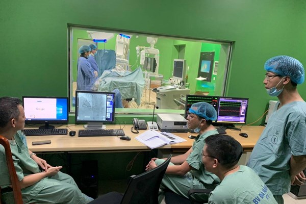 Bệnh viện tim mạch Đà Nẵng đưa vào hoạt động phòng mổ hybrid hiện đại nhất Việt Nam - Anh 3