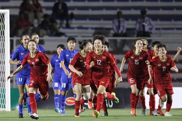 Chiều mai, Thủ tướng sẽ tiếp chúc mừng hai đội tuyển bóng đá nam và nữ Việt Nam - Anh 2