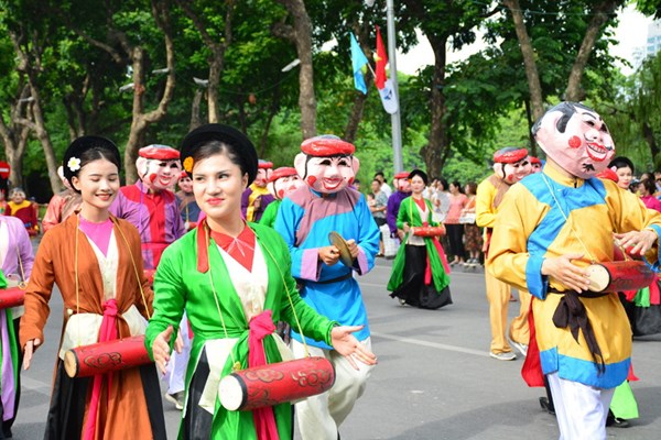 Hà Nội sôi động với lễ hội​​​​​​​ Văn hóa dân gian trong đời sống đương đại - Anh 1