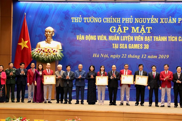 Thủ tướng: Thành công của Đoàn Thể thao Việt Nam tạo không khí vui tươi, phấn khởi cho nhân dân cả nước - Anh 9