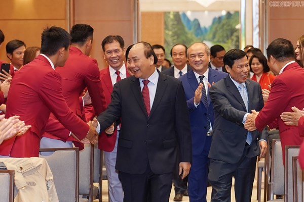 Thủ tướng: Thành công của Đoàn Thể thao Việt Nam tạo không khí vui tươi, phấn khởi cho nhân dân cả nước - Anh 1