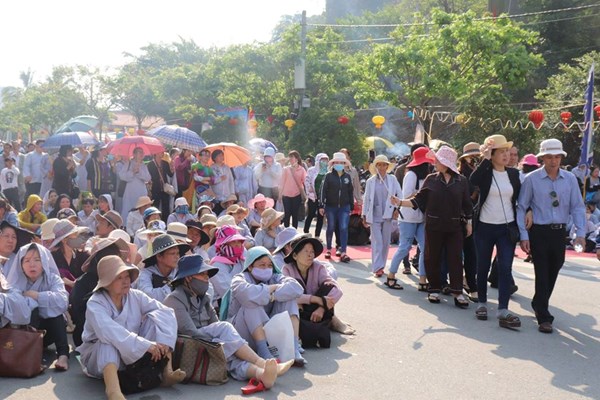 Đà Nẵng: Yêu cầu tạm dừng tổ chức các hoạt động lễ hội - Anh 1
