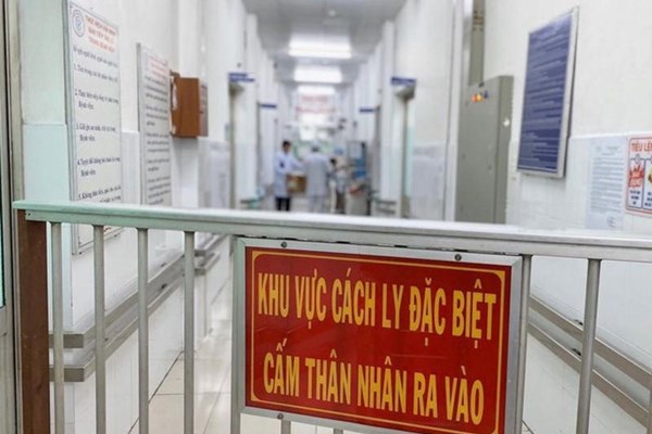 Thêm 1 ca dương tính với nCoV, Việt Nam có 8 người nhiễm - Anh 1