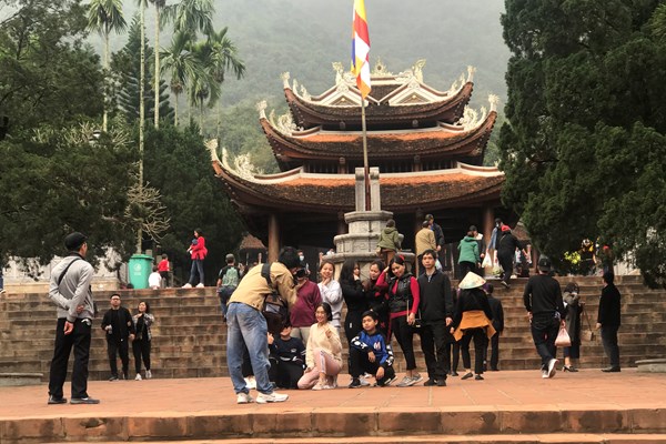 Giáo hội Phật giáo Việt Nam: Tuyên truyền, đấu tranh với những thông tin giả về dịch bệnh do virus corona - Anh 2