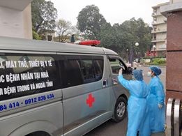 Hạn chế chuyển tuyến bệnh nhân tới Bệnh viện Bạch Mai - Anh 1