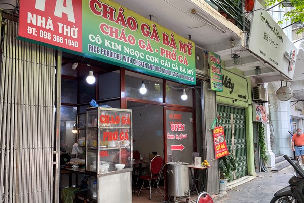 Hà Nội: Nhiều cửa hàng vẫn kinh doanh sau yêu cầu đóng cửa - Anh 5