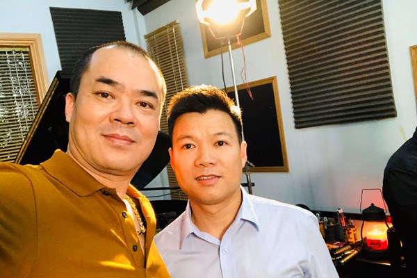 Nhac si Trinh Xuan Hao cung 8 nghe si noi tieng lam MV “ Dong mau Viet Nam” chong dich Covid-19 - Anh 6